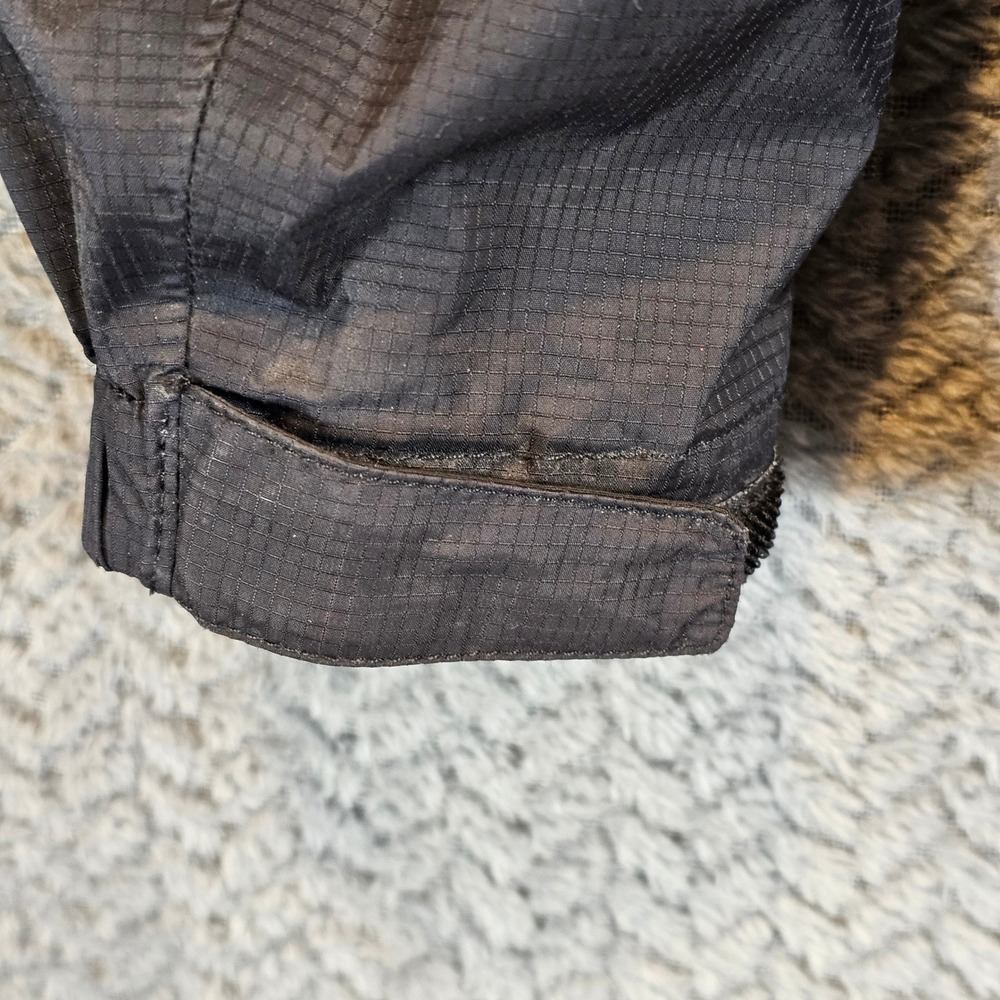 The North Face HyVent 2.5L Rain Jacket Womens Small Black Hooded Ripstop Shell - Picture 13 of 13
